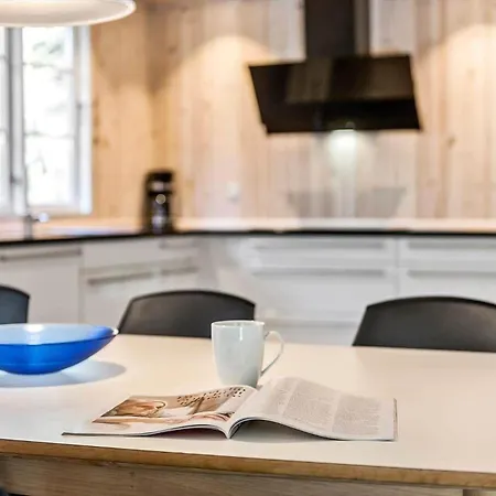 Bv357-blavand-ved-skoven-3