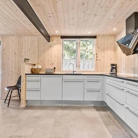 Bv357-blavand-ved-skoven-3